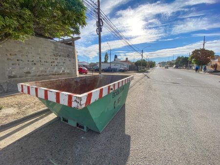 CAMPAÑA DE LIMPIEZA EN LOS BARRIOS