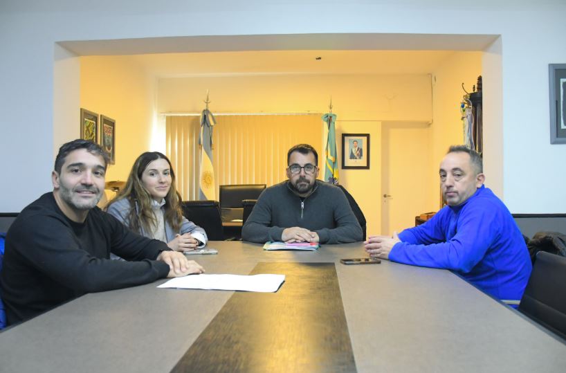 Esquel - Se presentaron tres empresas en la licitación para la red de gas y agua en Valle Chico