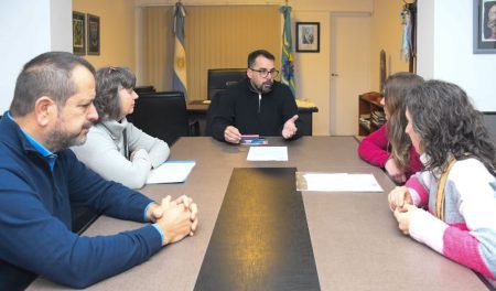 Esquel - Taccetta acompañará el reclamo judicial de afiliados de Unión Personal