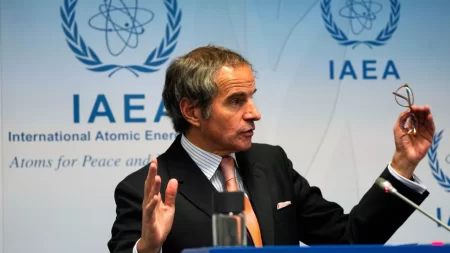 Irán tiene material para 6 a 8 armas nucleares, según OIEA