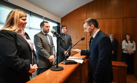 Juraron tres nuevos funcionarios del STJ de Chubut