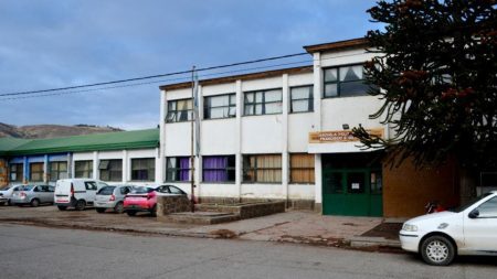Escuela Politécnica de Esquel