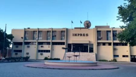 Milei disuelve el Instituto del Agua y fusiona el INPRES con el SEGEMAR por decreto