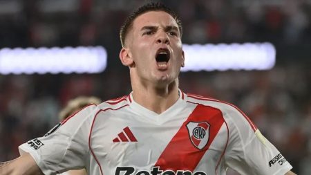 Nuevo jugador de Real Madrid - Franco Mastantuono firmó contrato