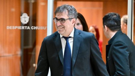 Magistrados piden juicio político al presidente del Superior