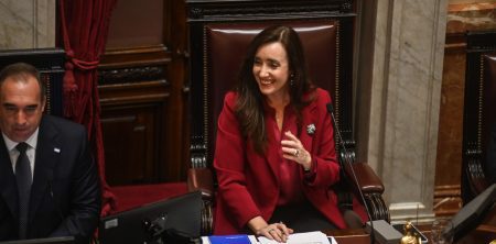 Los senadores de LLA, el PRO y la UCR renuncian al último aument