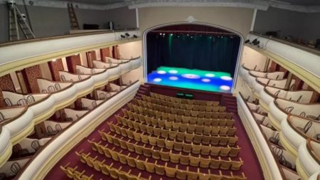 Artes escénicas internacionales en el Teatro Español en Trelew