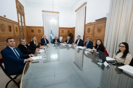 Consejo de Mayo segunda reunión y reforma laboral
