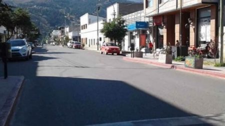 Esquel esta solo por el feriado
