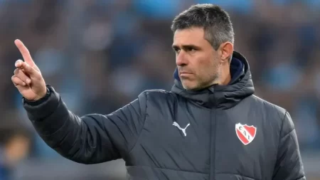 Independiente refuerzos