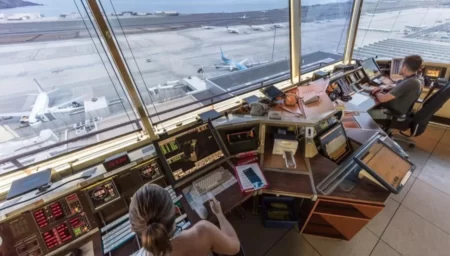Paros de controladores aéreos en vacaciones de invierno