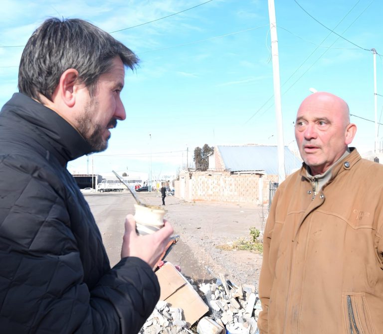 Merino recorrió Primera Junta