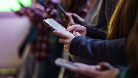 funciones de seguridad para adolescentes