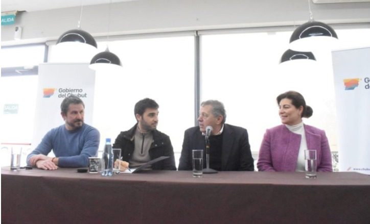 Nacho Torres anuncia entrega de la sub-zona franca en Trelew