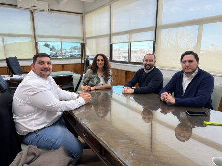 obras escolares y servicios en Camarones