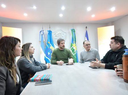 Merino acompañara a trabajadores de Vialidad Nacional