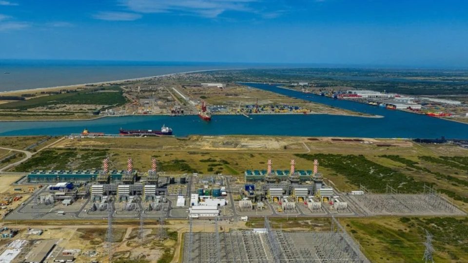 Brasil esta de fiesta, inaugura la mayor planta de energía a gas natural de Latinoamérica