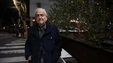 Murió Daniel Divinsky, el histórico editor de "Mafalda