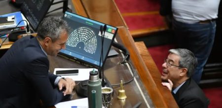 Oposición logra quórum en Diputados y activa maratónica sesión con proyectos que incomodan al Gobierno