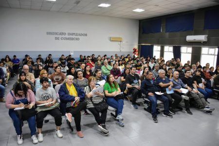 Exitoso cierre del curso gratuito de embutidos caseros en Trelew