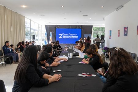 Inició el 2° Encuentro Patagónico de Áreas de Género, Niñeces y Juventudes en Comodoro Rivadavia
