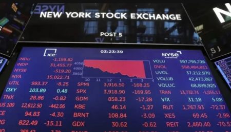 Caen las bolsas de Europa, Asia y Wall Street tras la aplicación de los aranceles