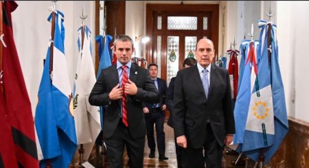 Francos responderá en Diputados por coimas en ANDIS