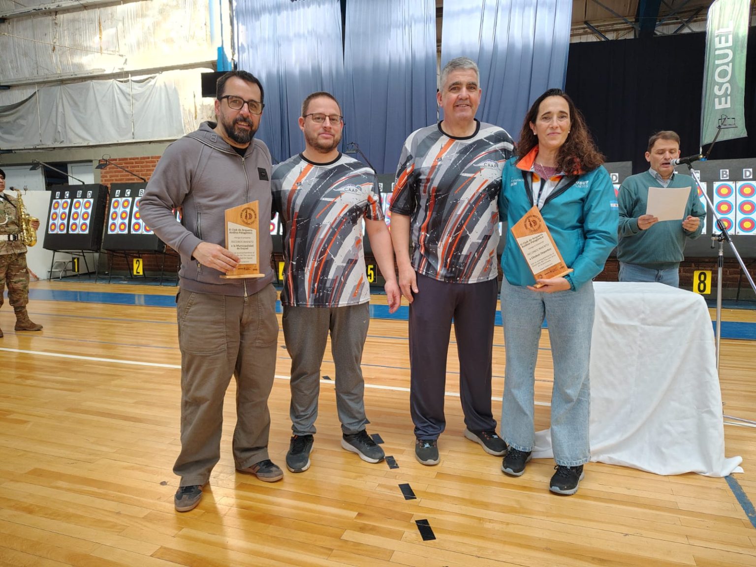 Más de 140 arqueros de todo el país compitieron en Esquel en la final nacional de tiro con arco en sala