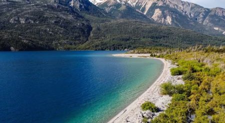 Esta es la playa más linda de la Patagonia, ideal para visitar durante la primavera