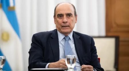 Francos respaldó a Lule Menem y vinculó las denuncias de presuntas coimas con las elecciones