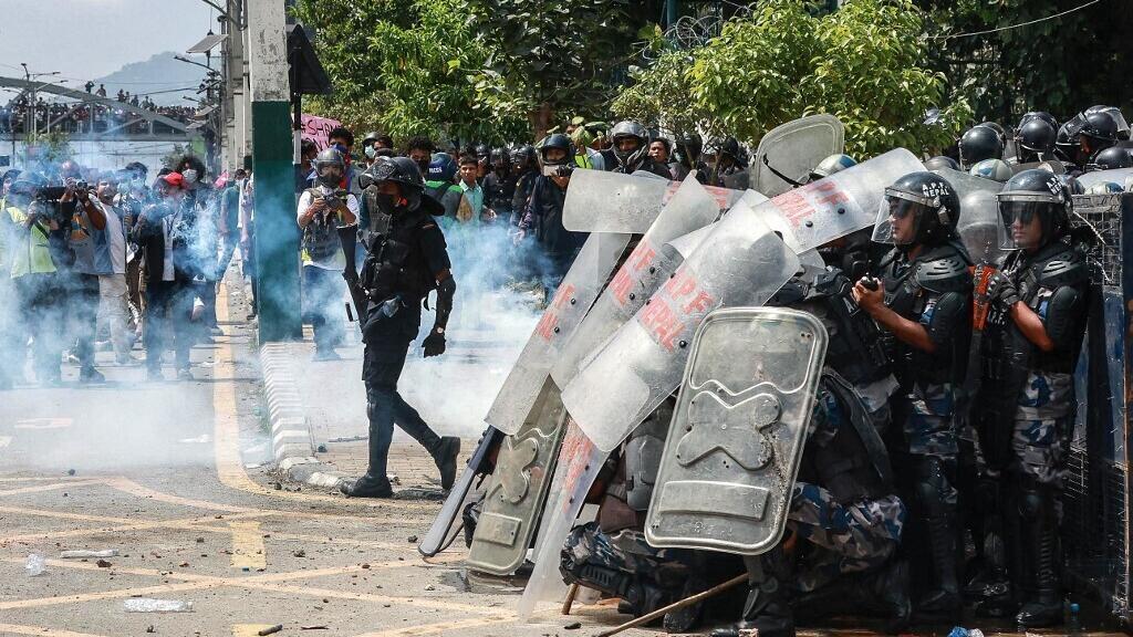 Nepal bajo tensión: protestas por bloqueo de redes sociales