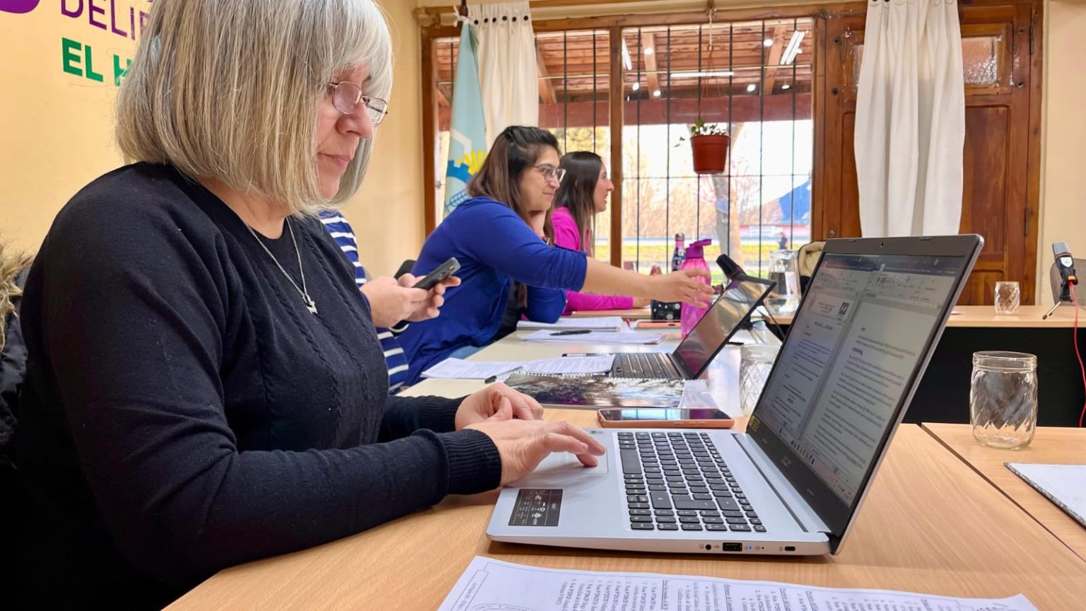 Mejoras salariales y respaldo cultural desde el concejo deliberante de El Hoyo