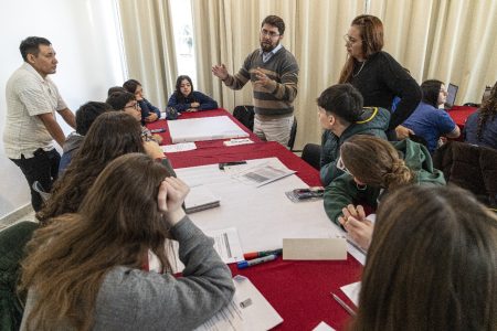 Estudiantes participaron de la Jornada de Pasivos Ambientales de la Industria Hidrocarburífera en Chubut