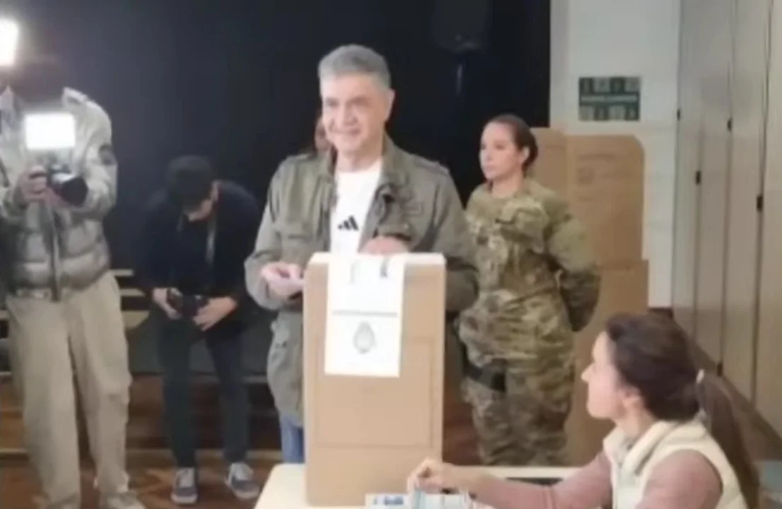 Jorge Macri llama a votar masivamente y defiende campaña del PRO: «Una cosa es ser candidato y otra ser funcionario. Se trabajó bien»