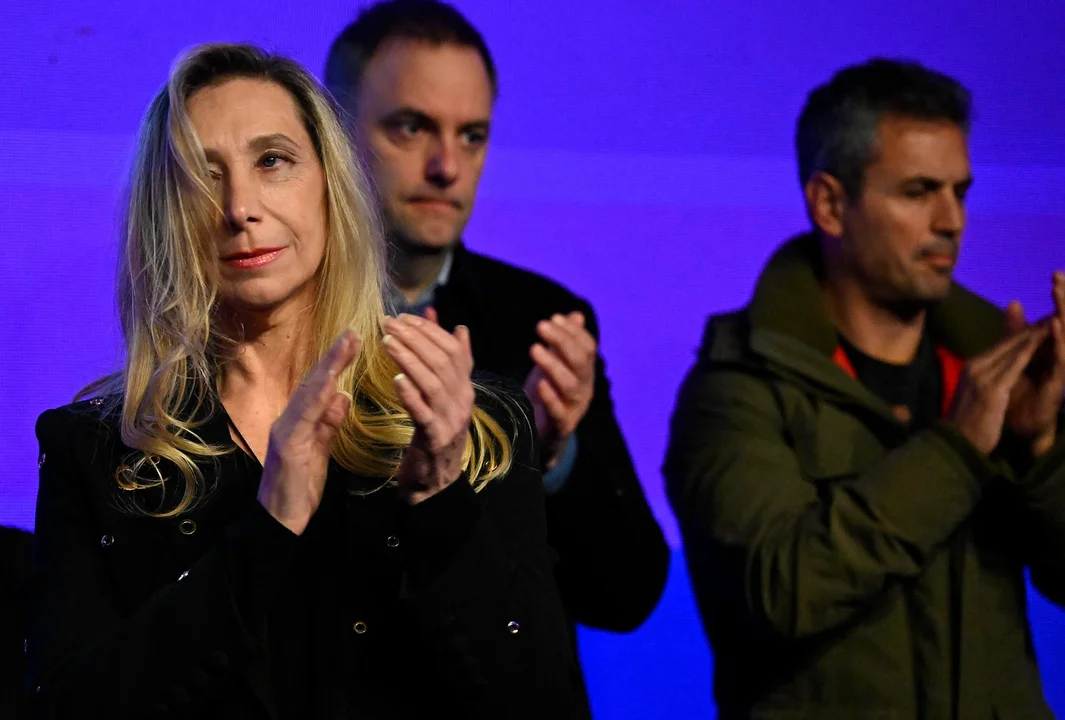 Karina Milei votó en Vicente López y pidió jornada electoral tranquila: «que sea una jornada tranquila y que la gente vaya votar»