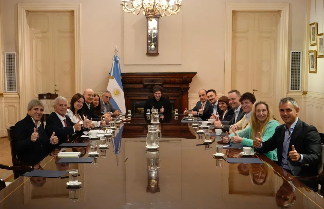 Milei define el futuro de Francos y Caputo: las dos piezas clave que decidirán el rumbo del Gabinete