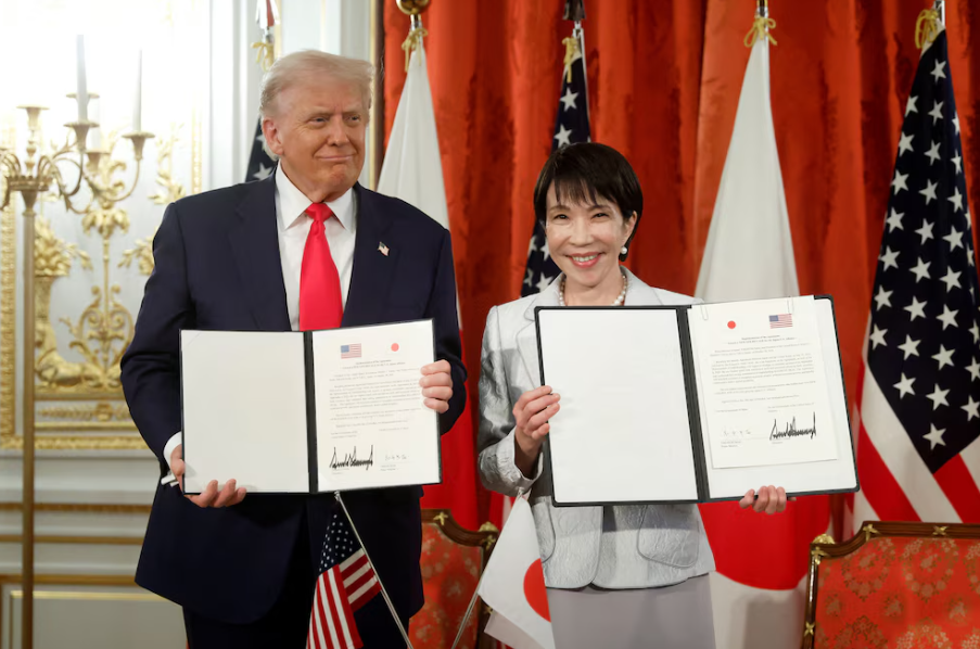 Trump refuerza alianza con Japón y firma acuerdos por tierras raras