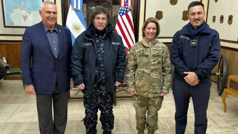 Milei habilitó por DNU el ingreso de tropas de EE.UU. y crece la polémica por la soberanía en Argentina