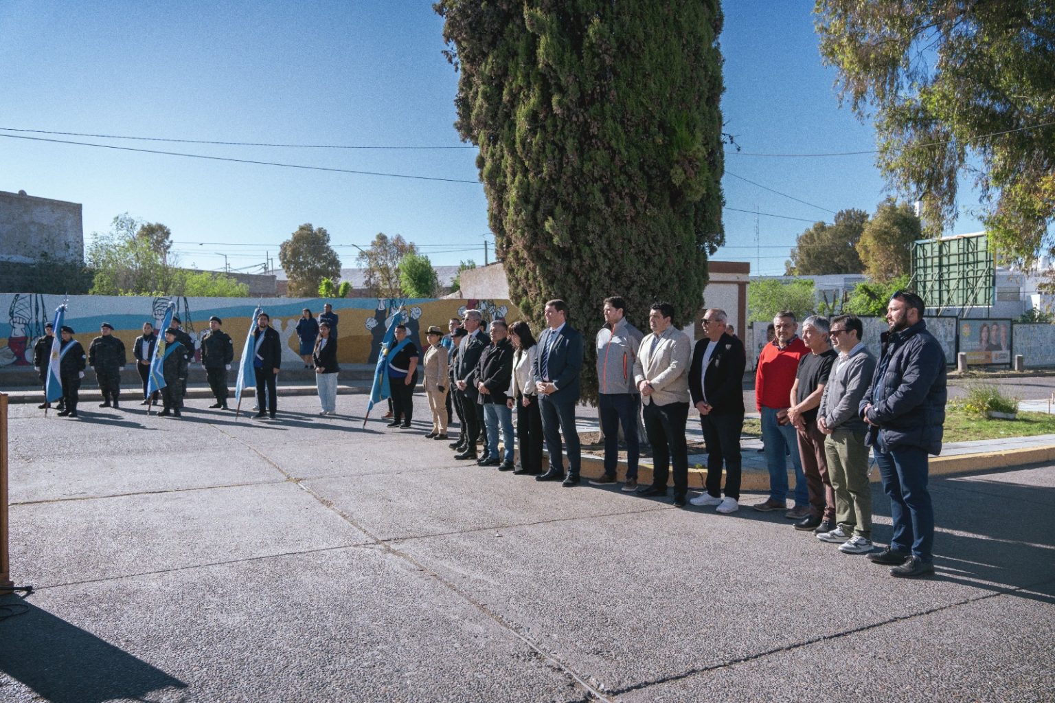 Rawson celebró el Día del Respeto a la Diversidad Cultural con un emotivo acto y presentaciones artísticas