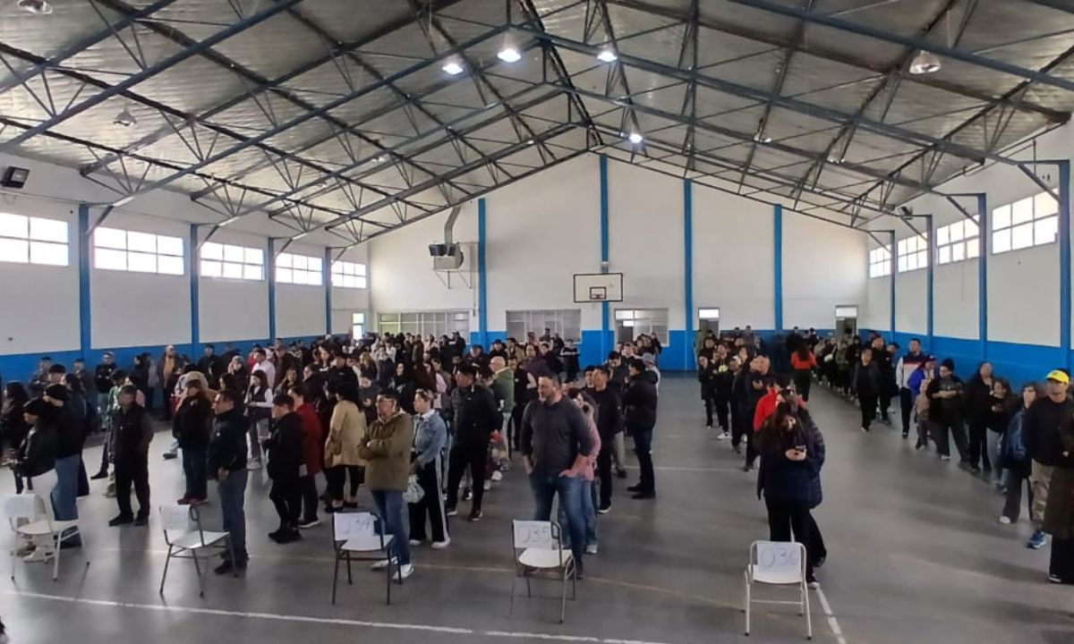 Elecciones 2025 en Chubut: se presentaron demoras por el nuevo sistema, pero no hubo incidentes