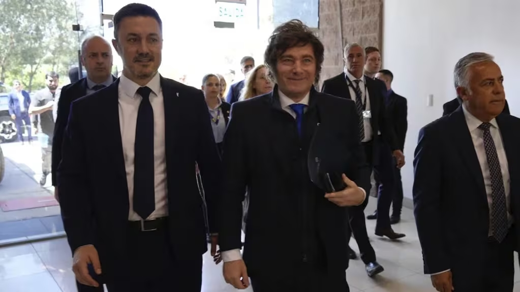 La renuncia de Luis Petri como Ministro de Defensa genera reacomodamientos de último momento en la cúpula militar