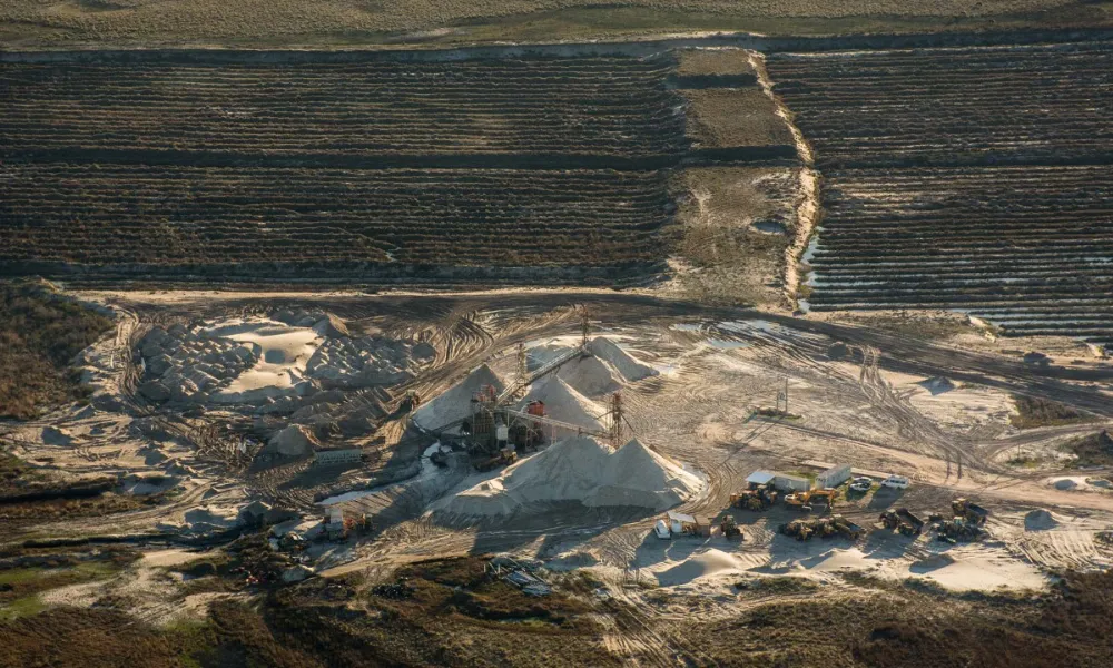 Crece la extracción de arenas para Vaca Muerta y consolida el auge minero argentino