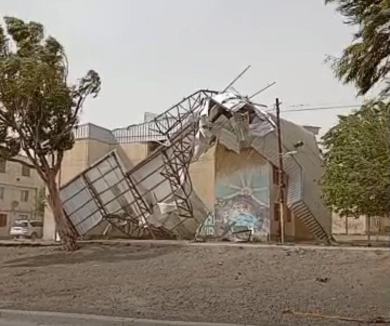 Vientos extremos en Chubut: ráfagas de 150 km/h generan destrozos en Comodoro Rivadavia