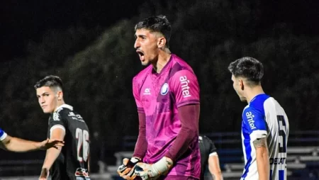 Gol histórico de arco a arco: el arquero argentino Gino Santilli hizo historia en Uruguay