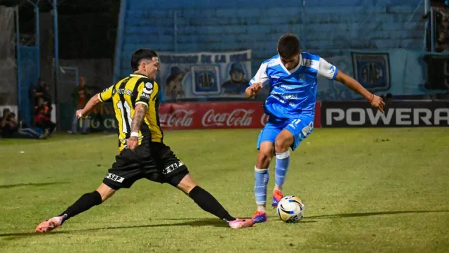 Deportivo Madryn y Estudiantes de Río Cuarto definen el segundo ascenso a Primera