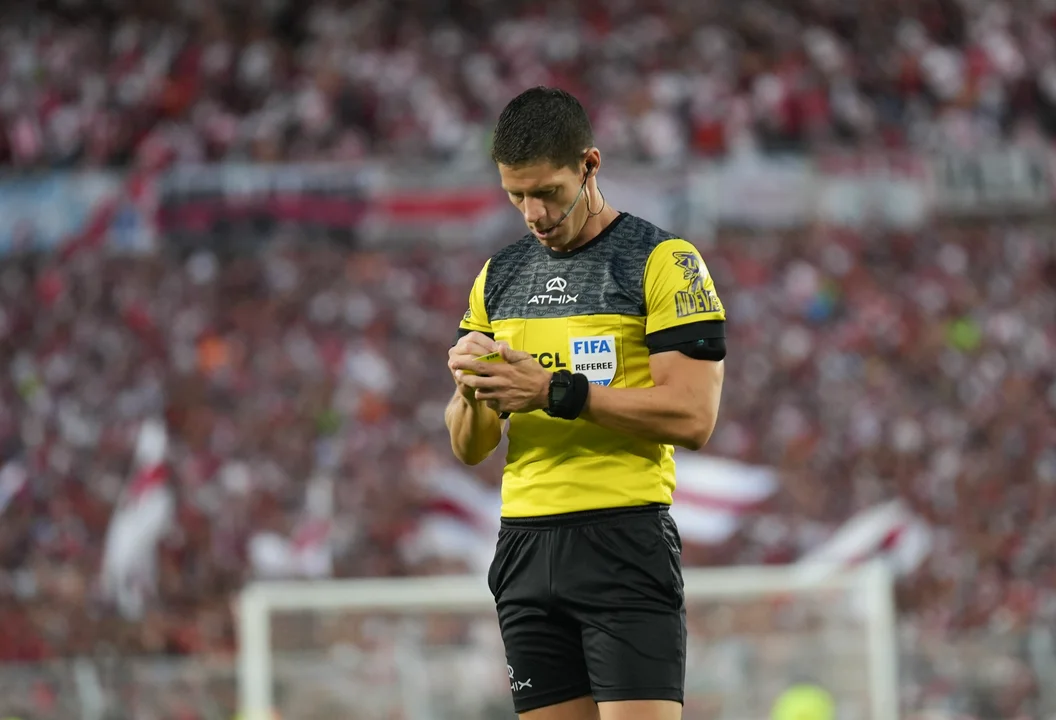 Nicolás Ramírez dirigirá el Superclásico en una Fecha 15 decisiva