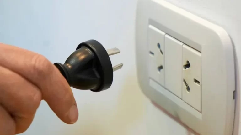 Alerta roja en Comodoro: cortes de luz en 15 barrios por vientos de 140 km/h