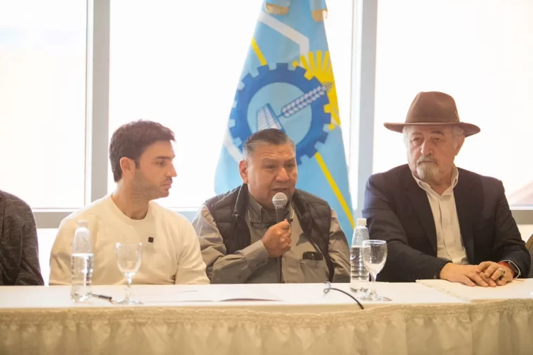 Ávila aseguró que, con la eliminación de las retenciones al petróleo, “se terminaron los despidos en Chubut”