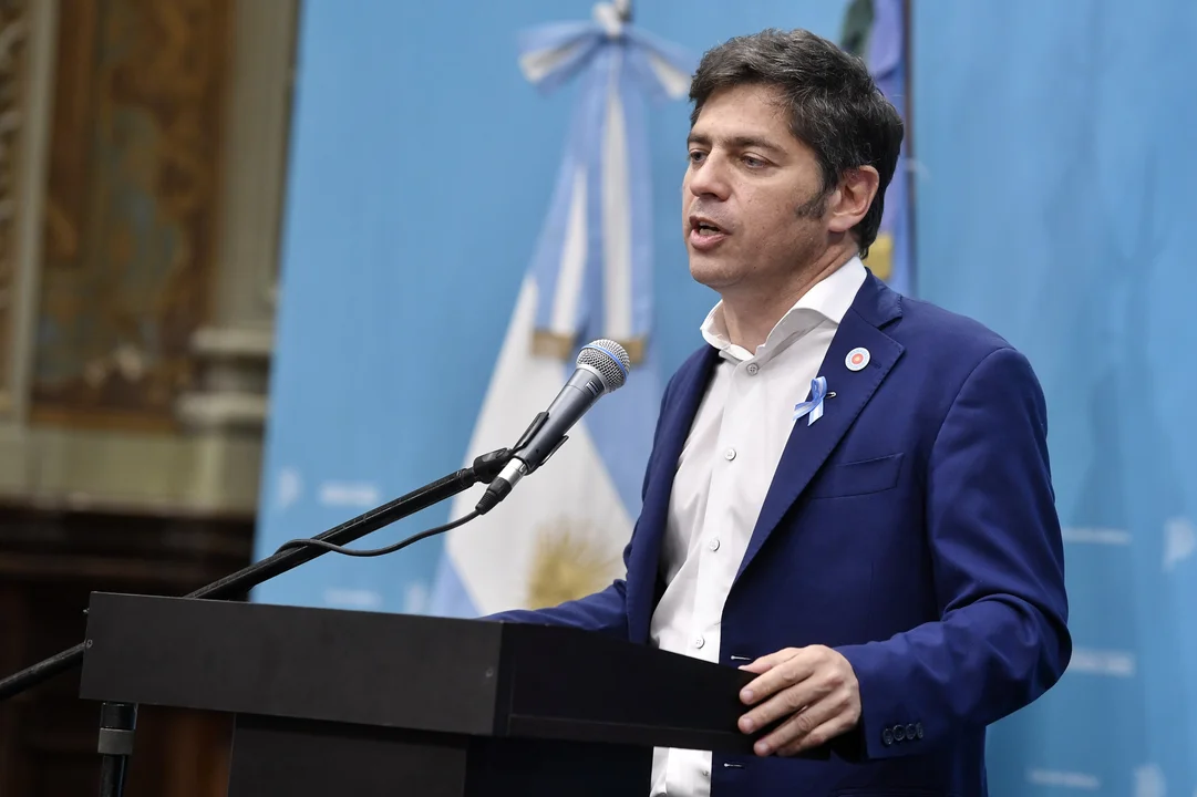 Kicillof arremete contra Milei: “La soberanía se pone en riesgo ante cañones y sumisión política”