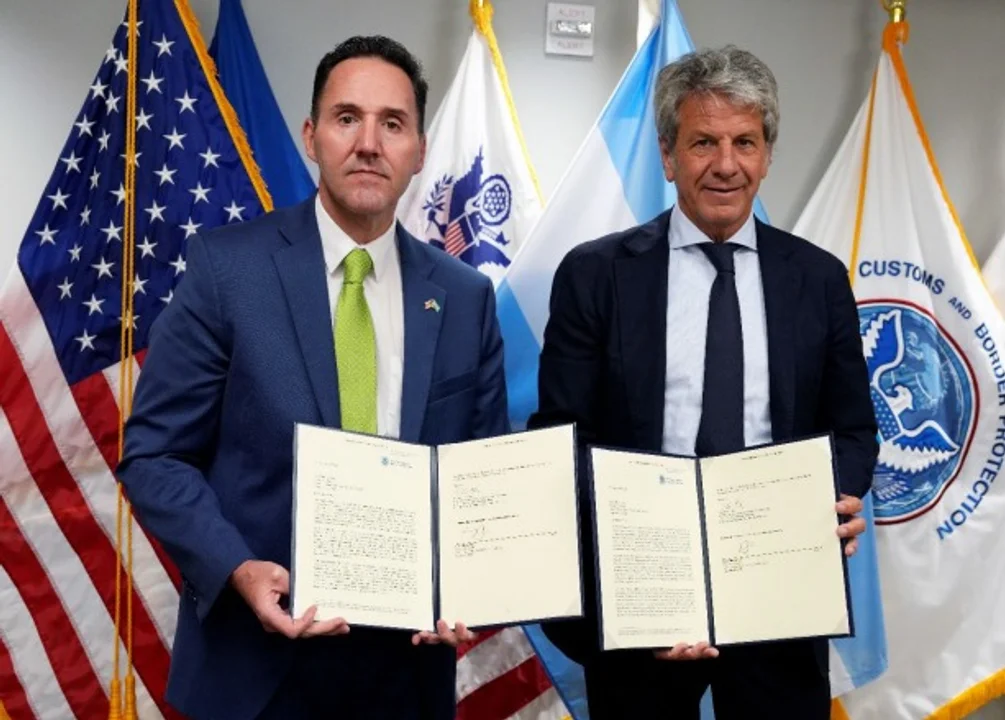 Argentina y EE.UU. firman acuerdo de cooperación aduanera